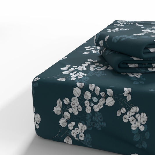 Image en tissu 100 % coton - fleurs et feuilles blanches élégantes 220 cm 146 g/m² – disponible chez Šarlotes audumi