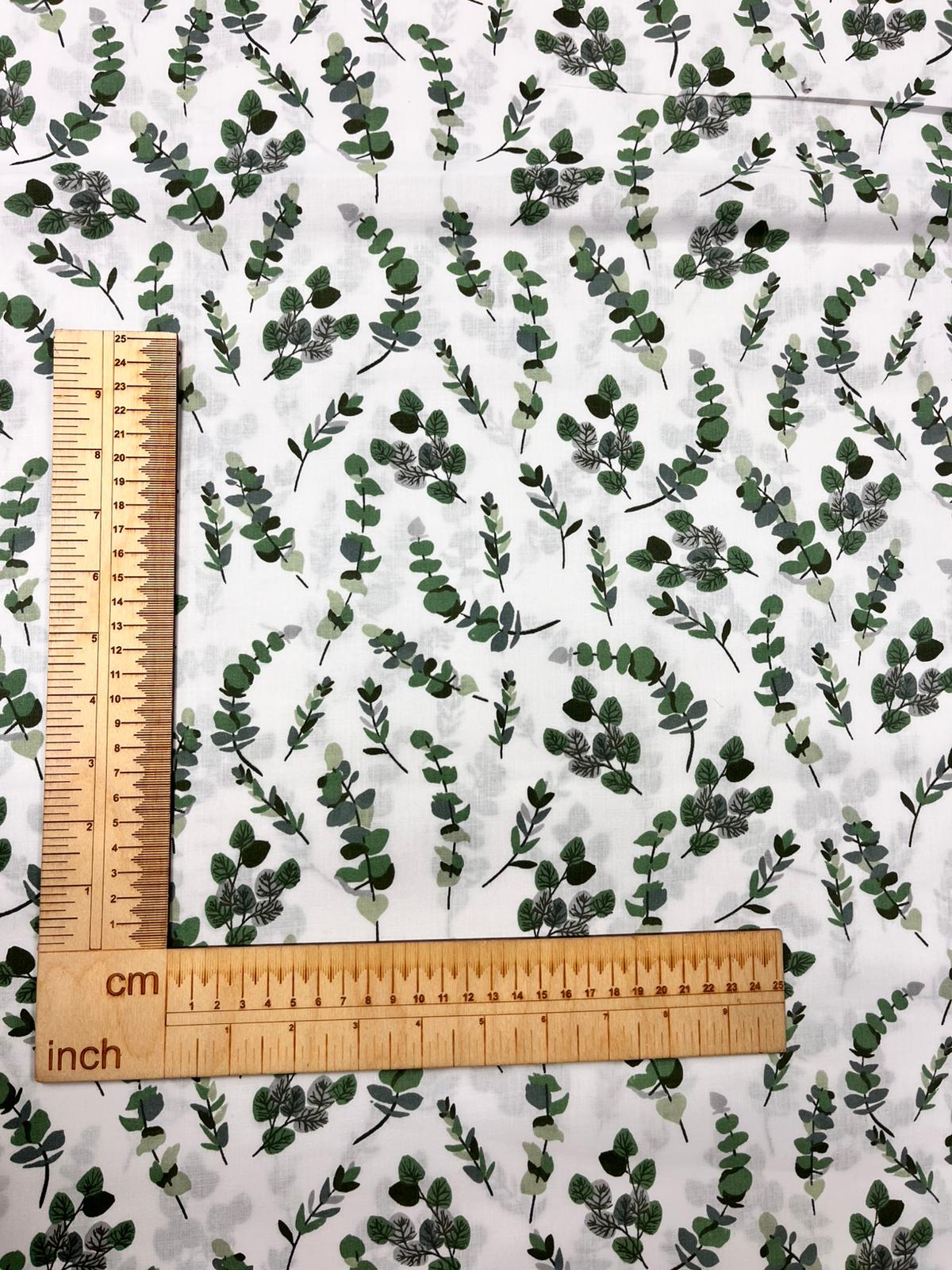 Image avec tissu 100 % coton - eucalyptus 125 g/m² – disponible chez Šarlotes audumi
