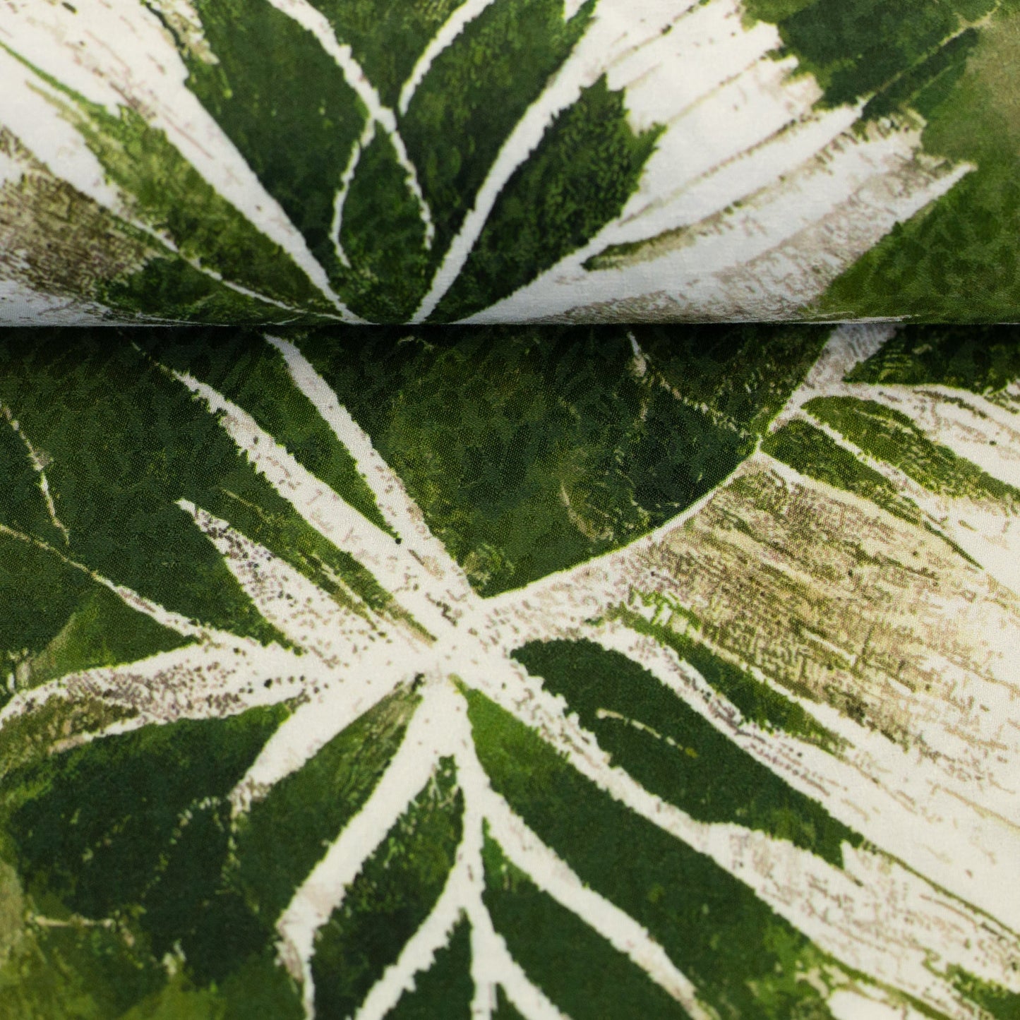 Image en tissu 100 % viscose - chuchotements de la jungle 100 g/m² – disponible chez Šarlotes audumi