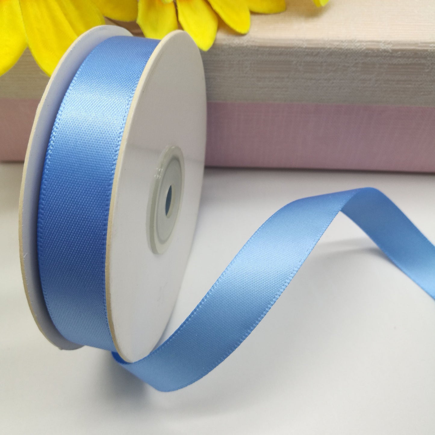 Ruban satin bleu de 38 mm (pack de 25 m)