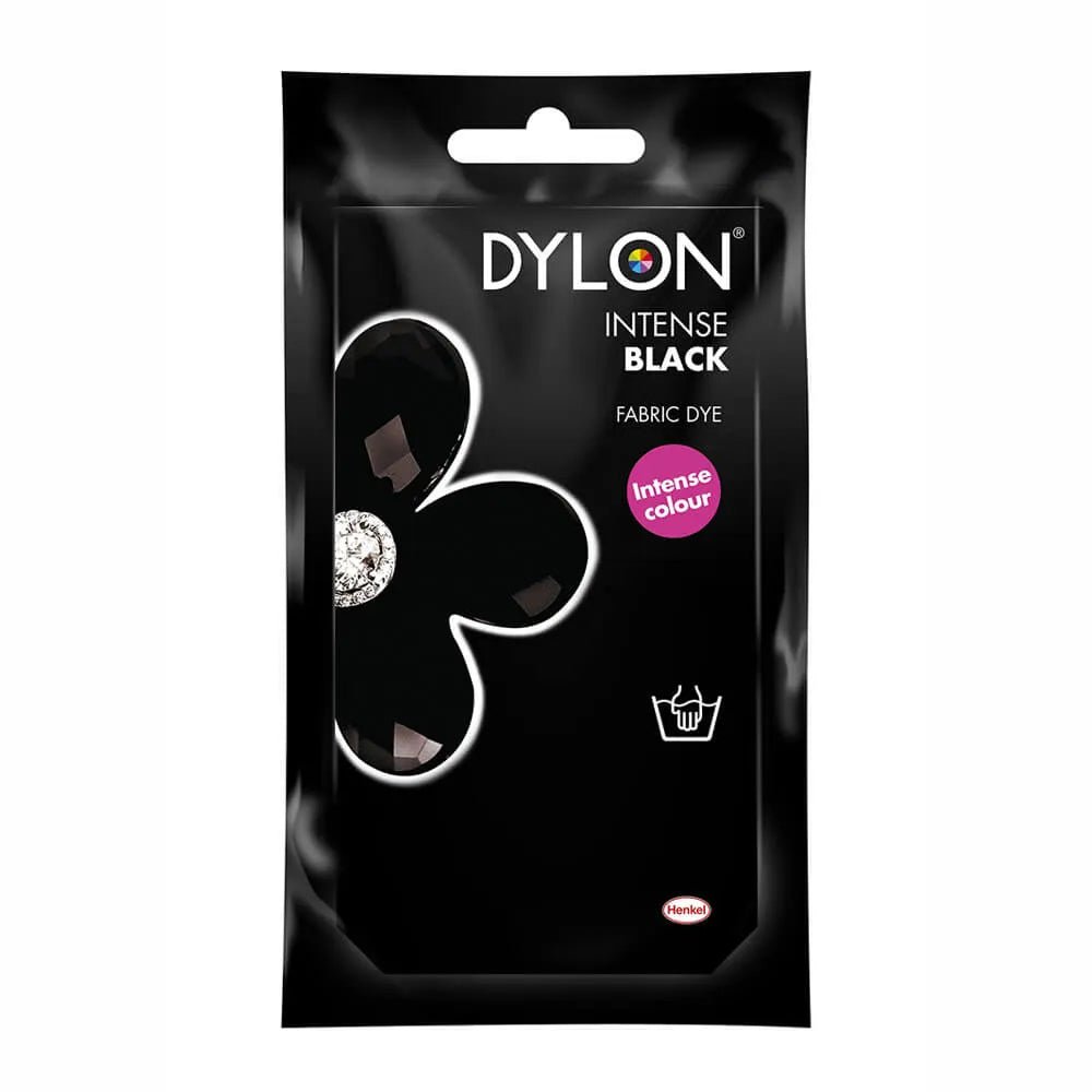 Image d’un tissu teint à la main avec la teinture pour tissu DYLON – disponible chez Charlotte Textiles