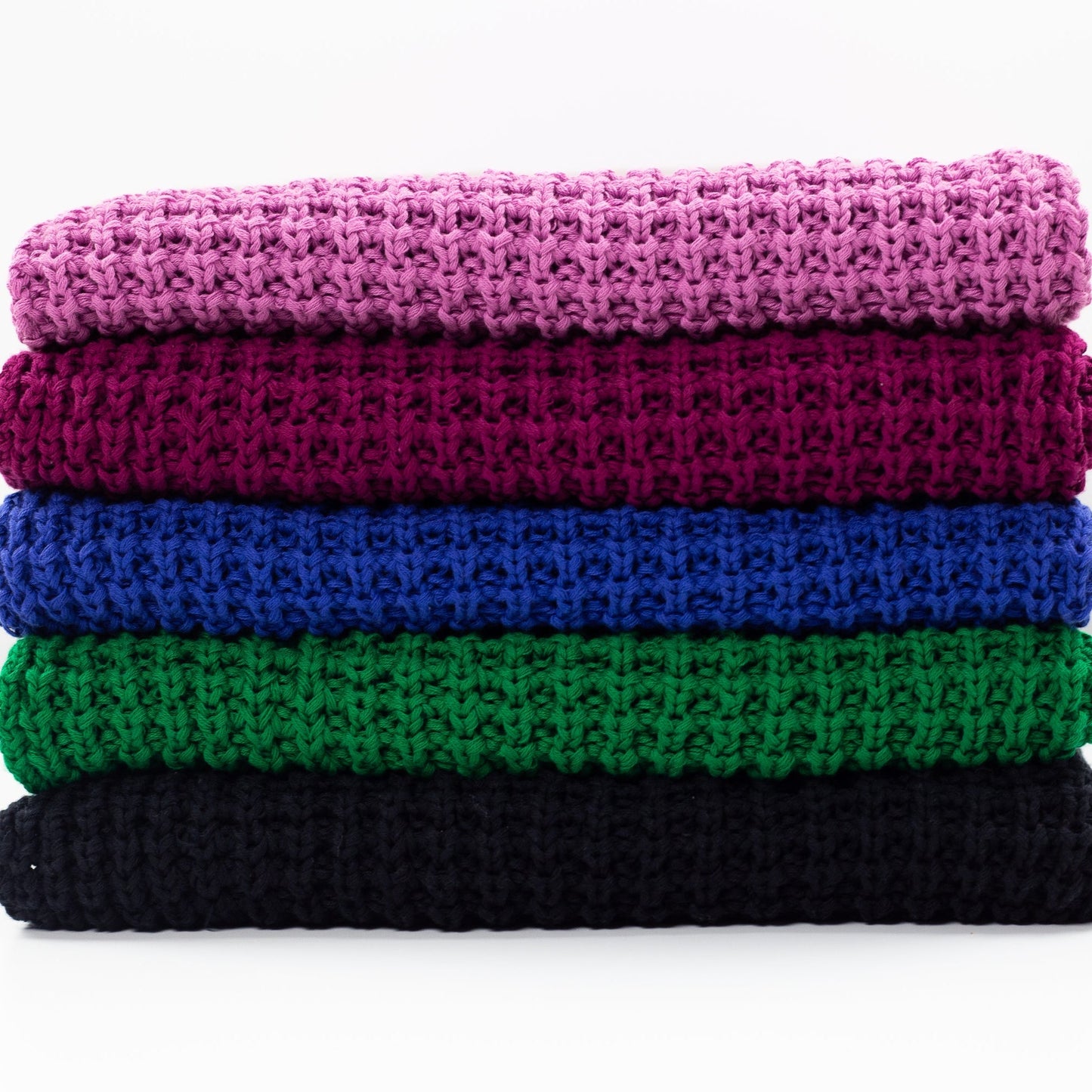 Image du tricot épais 100 % coton - bordeaux 615 g/m² – disponible chez Šarlotes audumi