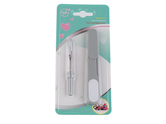 Image d’un coupe-fil et d’un découd-vite – kit d’outils de couture – disponible en ligne chez Šarlotes audumi