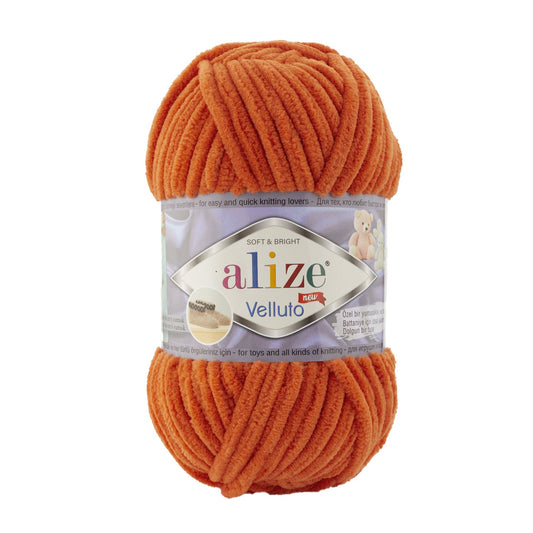 Image de fil Alize Velluto - 100g / 68m – disponible chez Šarlotes audumi
