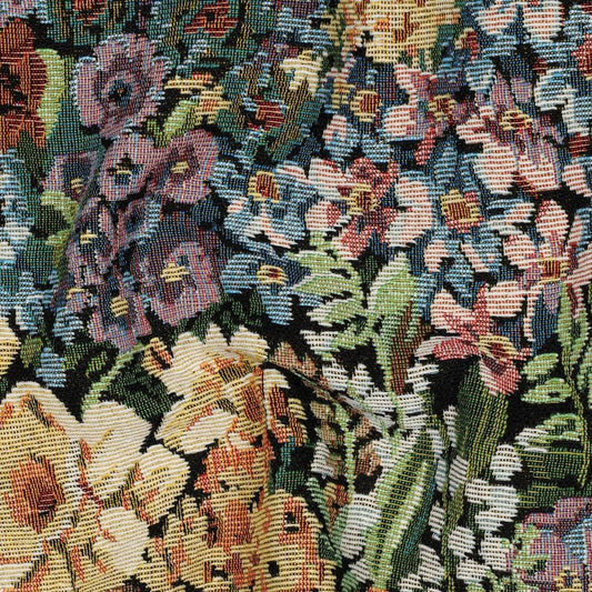 Image de tapisserie - fleurs 360 g/m² – disponible chez Šarlotes audumi