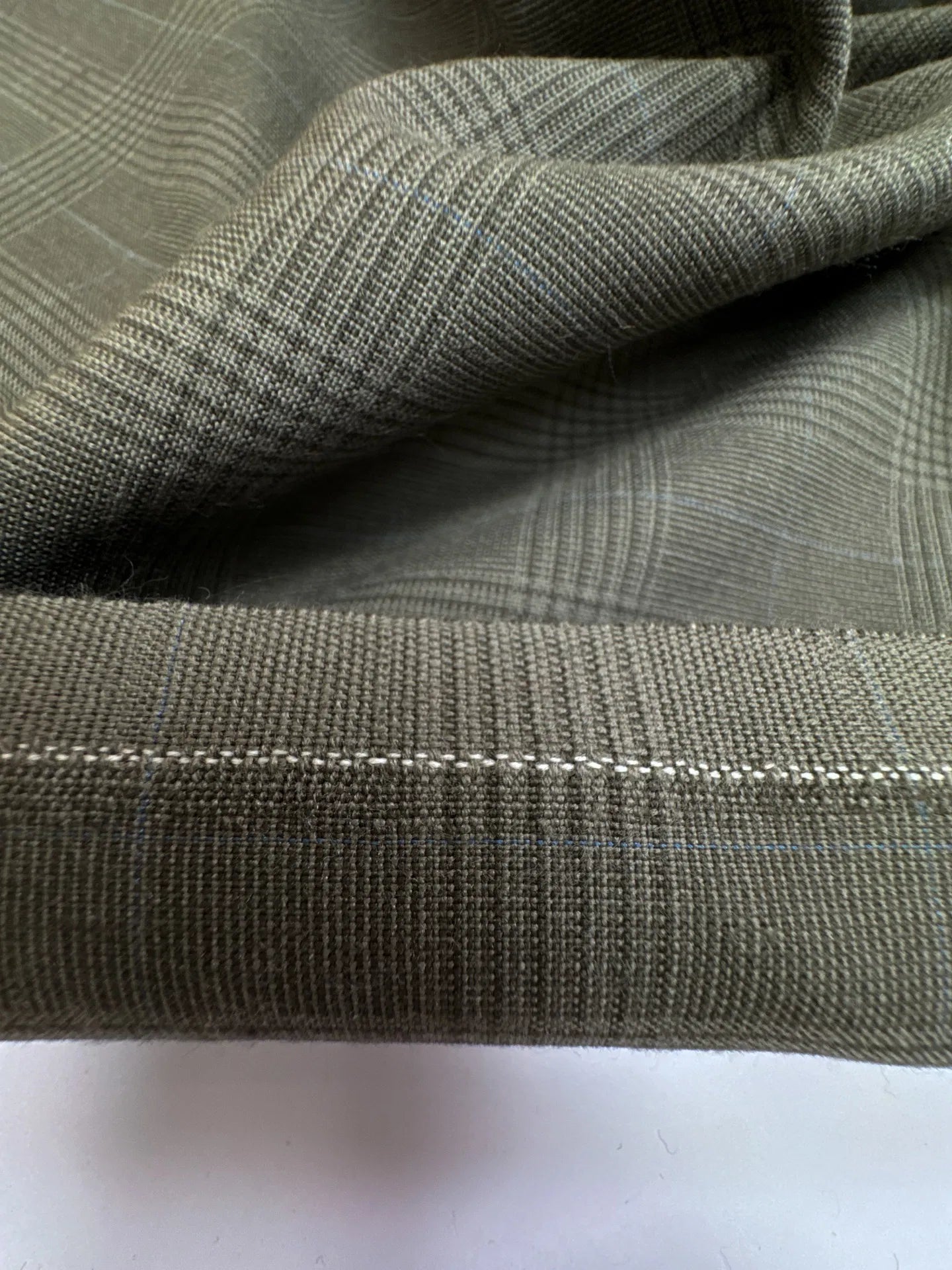 Tissu de costume en tweed italien | 63% laine | 37% polyester | 200 g/m² | 150 cm