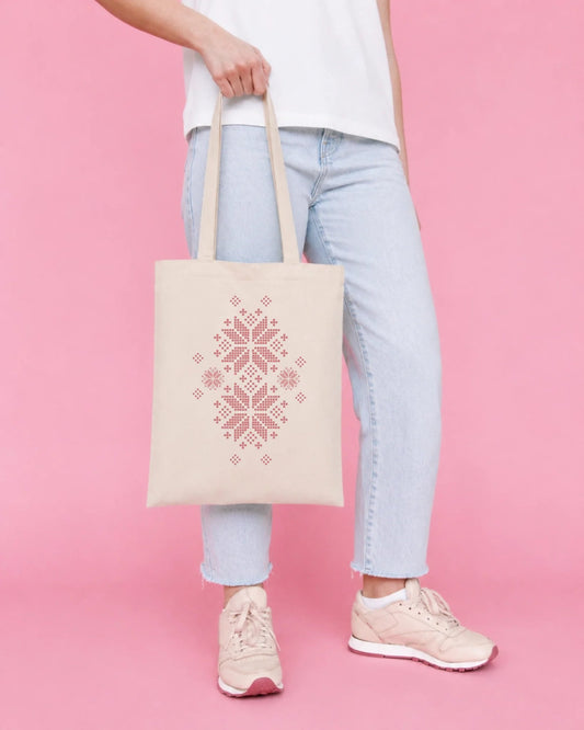 Image of a cotton fabric bag "Bordo auseklis" available online at Šarlotes audumi