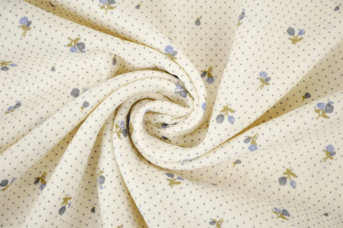 Image de mousseline de coton avec de petites fleurs et des pois – disponible en ligne chez Charlotte Fabrics