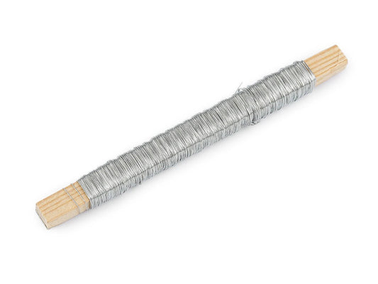 alt
Image avec fil métallique Ø0,3 mm – 25g – disponible chez Charlotte tissus