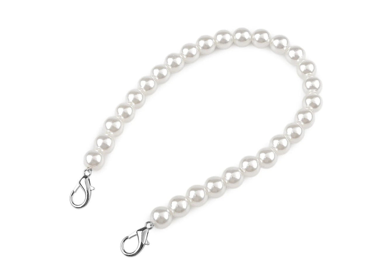Image du porte-sac et de la pochette de téléphone en perles 30 cm – blanc/nickel – disponible en ligne chez Šarlotes audumi