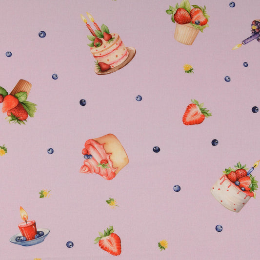 Image of premium 100% cotton fabric with blueberry cupcakes – available online at Šarlotes audumi