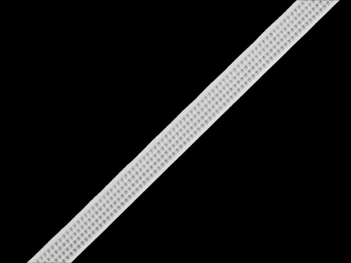 Image avec baleine de corset en polyester Rigilene – ruban à coudre pour corset, 8 mm – blanc – disponible en ligne chez Šarlotes audumi