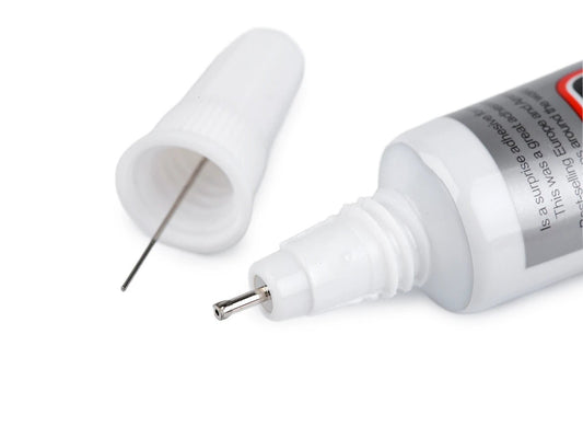 Image of B6000 universal jewelry glue – available at Šarlotes audumi