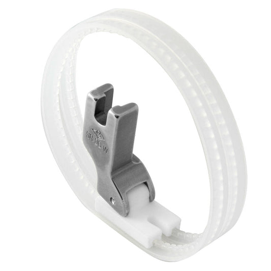 alt
Image of an industrial sewing machine foot - PTFE, Teflon with rings for thick and slippery materials – available at Charlotte Fabrics
