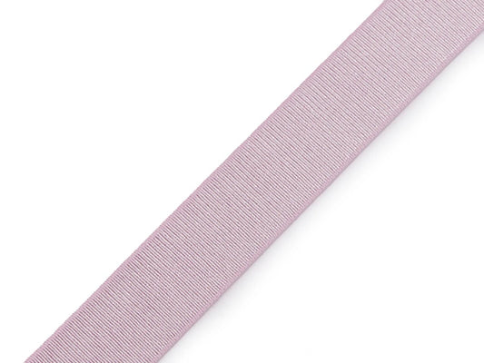 Image d’un élastique satiné pour bretelles de soutien-gorge 20 mm | différentes teintes – disponible chez Šarlotes audumi