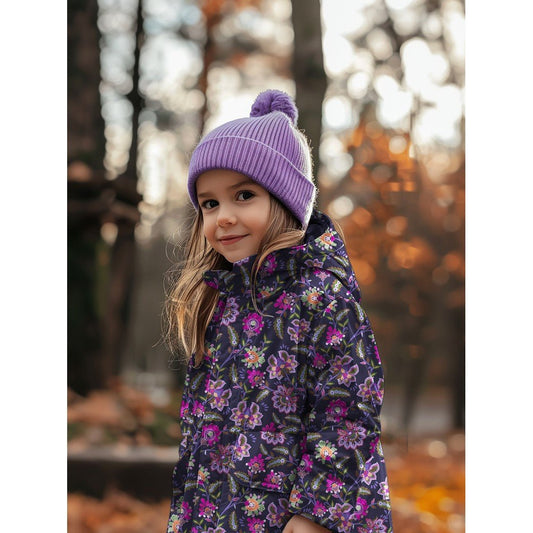 Image du tissu softshell à fleurs – disponible en ligne chez Šarlotes audumi