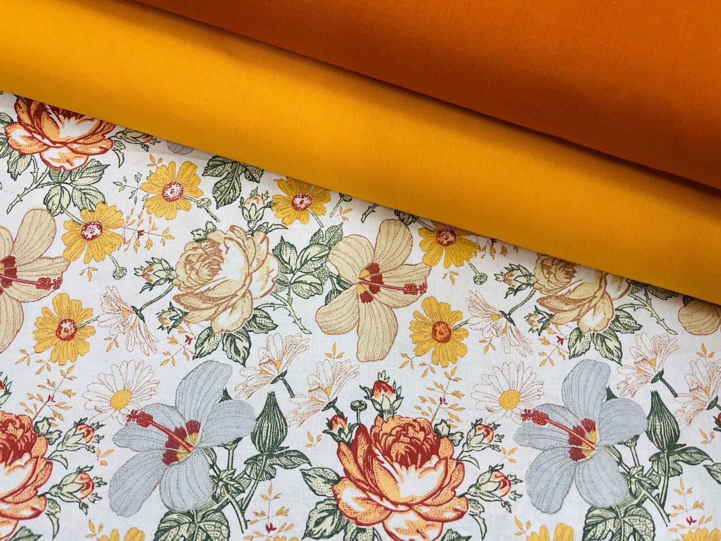100% Cotton fabric-orange 125 g/m²