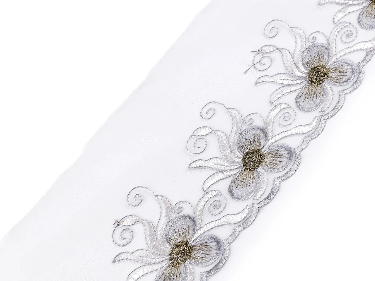 Embroidered lace - 13 cm silver