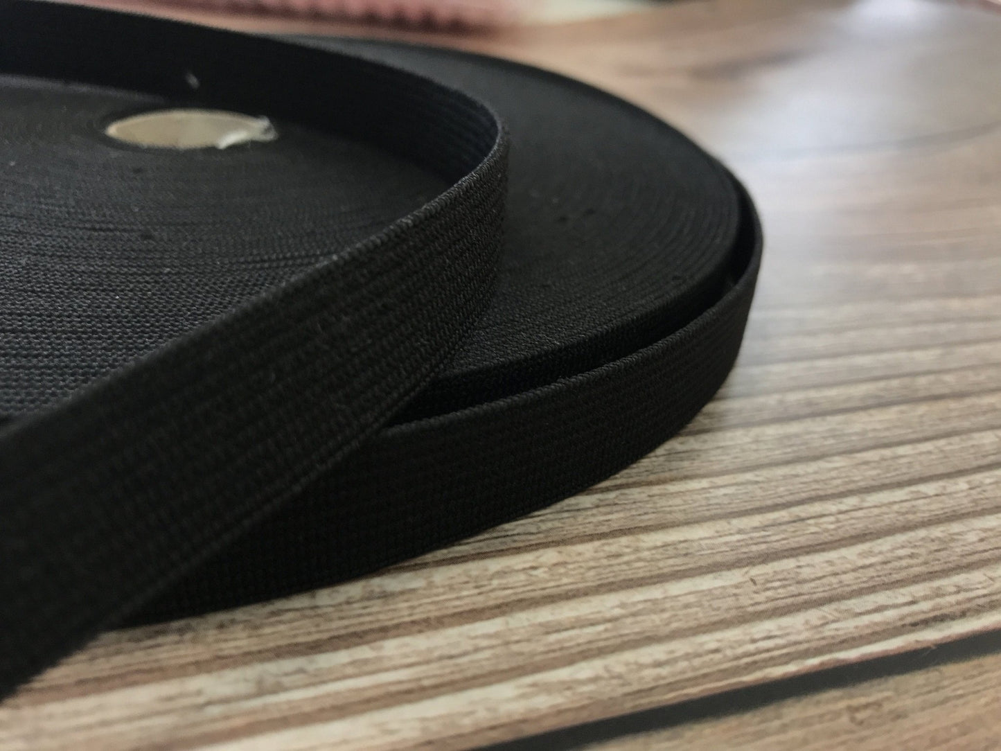 Flaches Gummiband, 3 cm, schwarz