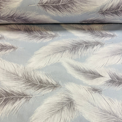 Image avec tissu 100 % coton – duvet, 220 cm, 146 g/m² – disponible chez Šarlotes audumi