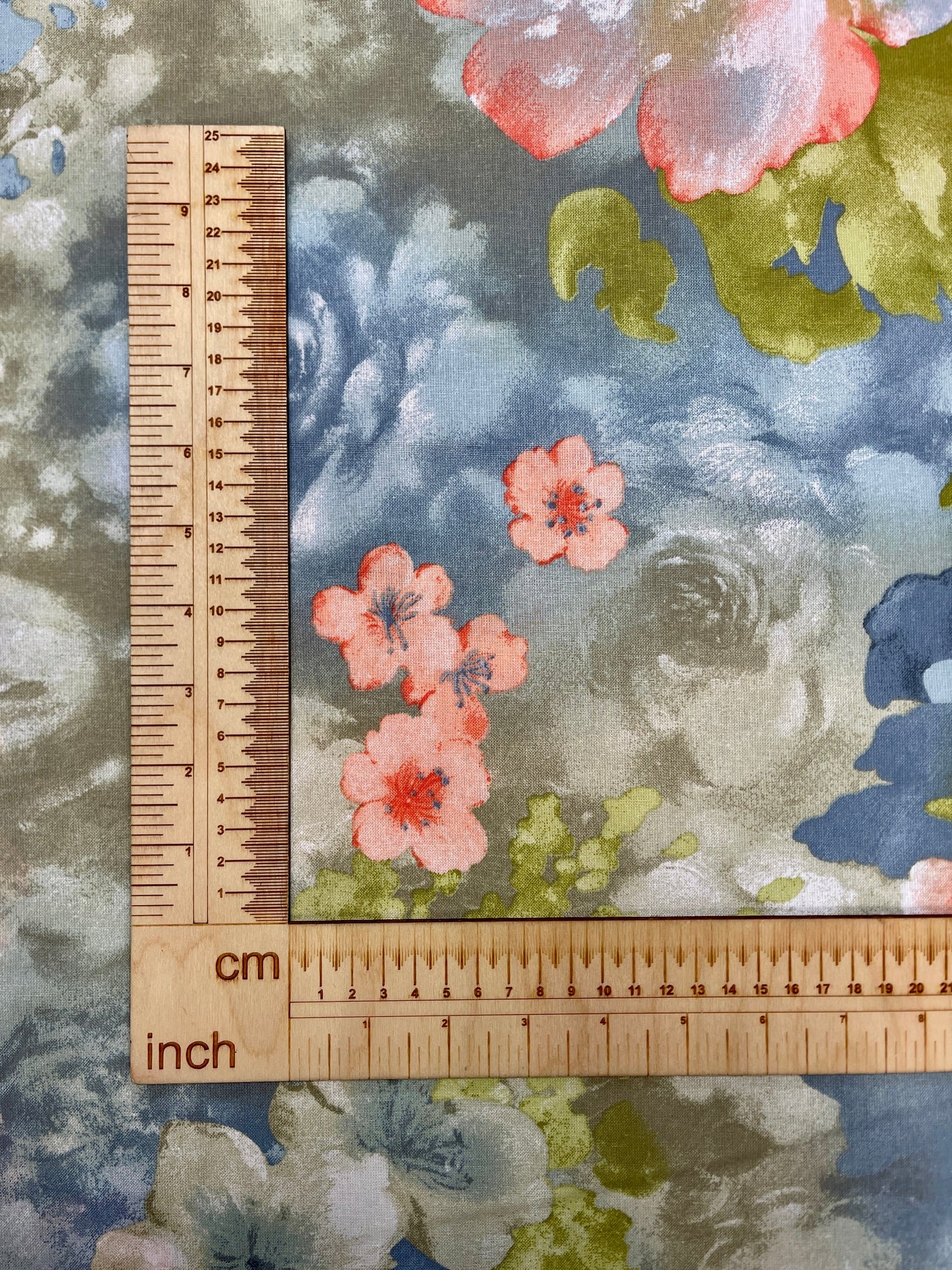 100 % tissu en coton - prairie peinte 220cm 146 g/m²