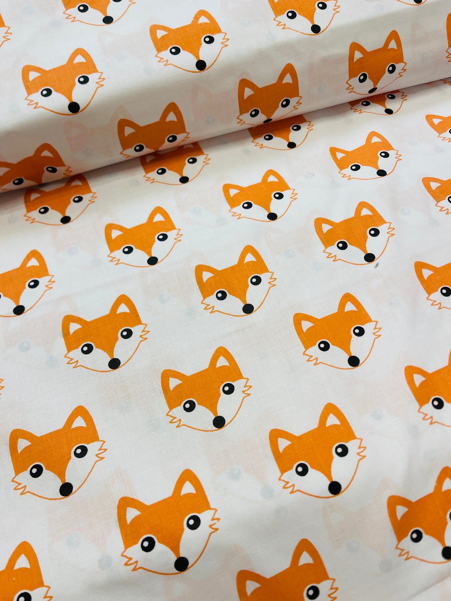 Image of 100% cotton fabric - foxes 125 g/m² – available at Šarlotes audumi