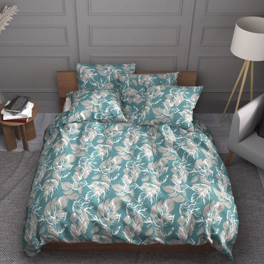 100% Cotton fabric - leaf motif on a turquoise background 220cm 146 g/m²