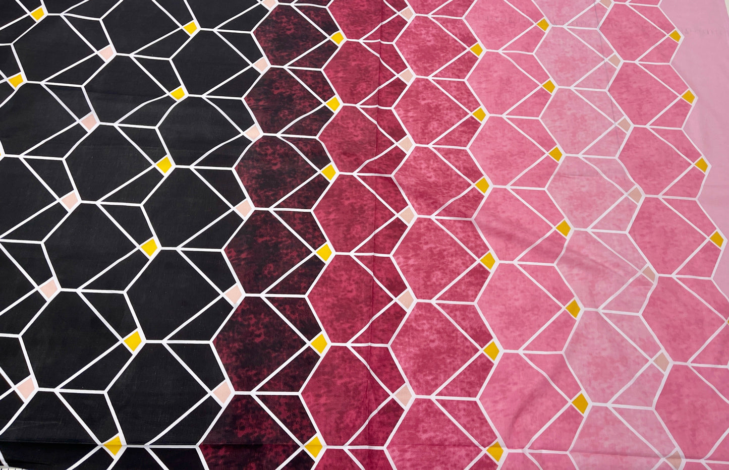 100% Cotton fabric - black and pink geometric patterns 125 g/m²