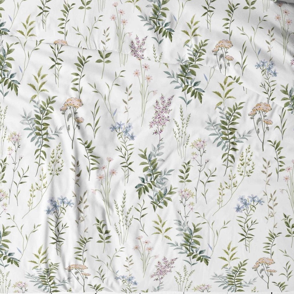 Image avec tissu 100 % coton - plantes des prés 125 g/m²(bientôt) – disponible chez Šarlotes audumi