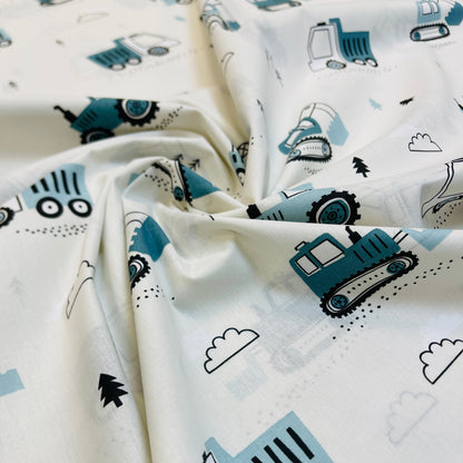 Image avec tissu 100 % coton - tracteurs 125 g/m – disponible chez Šarlotes audumi