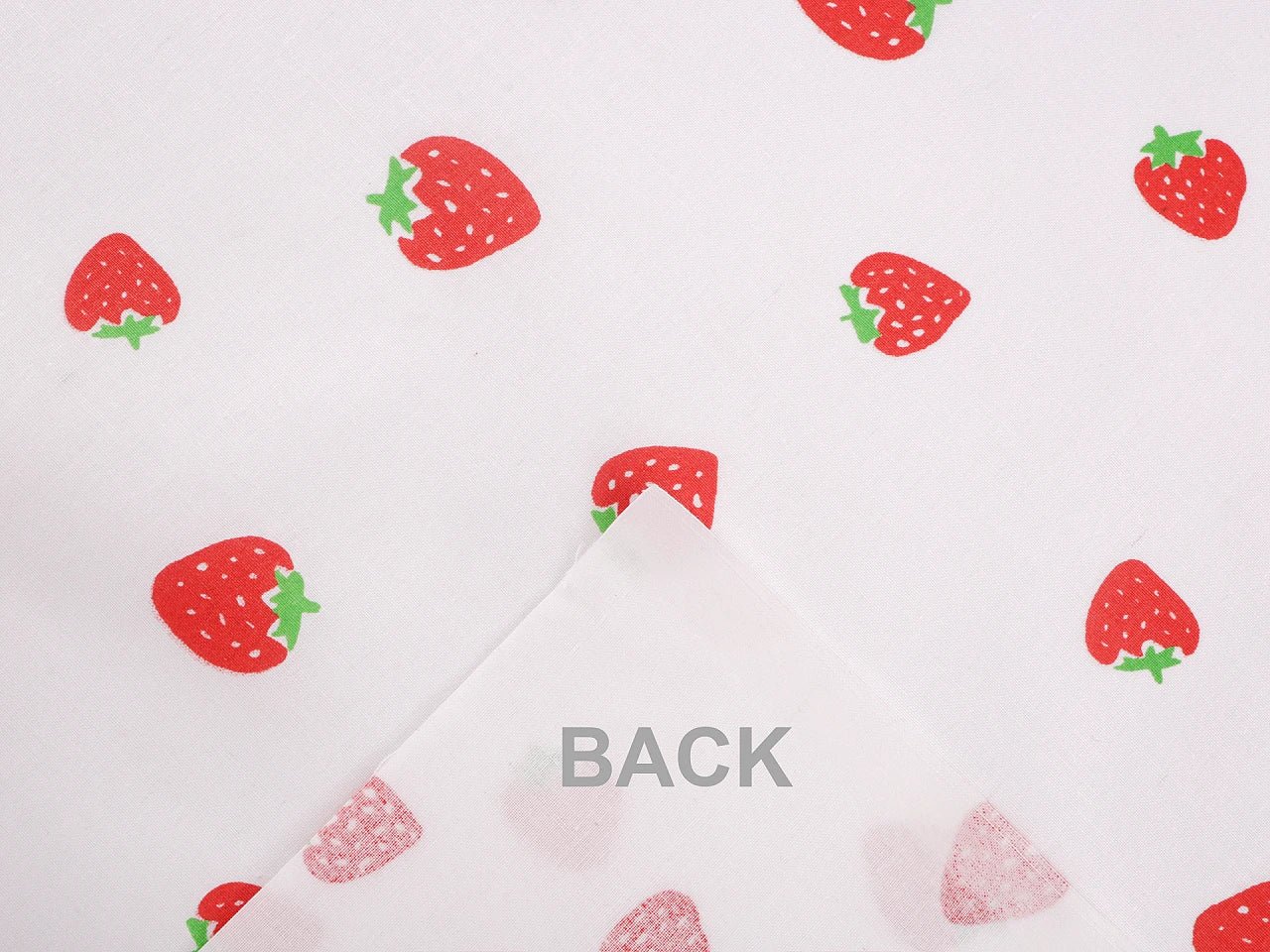 Bild mit 100 % Baumwollstoff mit Erdbeeren, 125 g/m² – erhältlich bei Šarlotes audumi