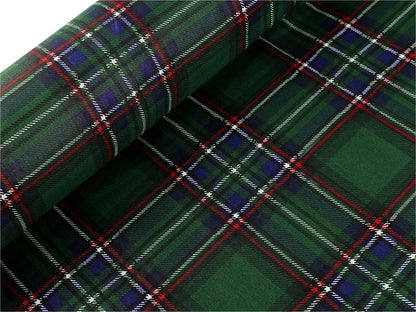 Tissu 100 % coton à carreaux verts de Noël – disponible en ligne chez Šarlotes audumi