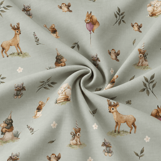 Image de flanelle 100 % coton à fleurs sur fond gris-vert – disponible en ligne chez Šarlotes audumi