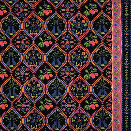 Image de tissu bohème 100 % viscose – disponible en ligne chez Šarlotes audumi