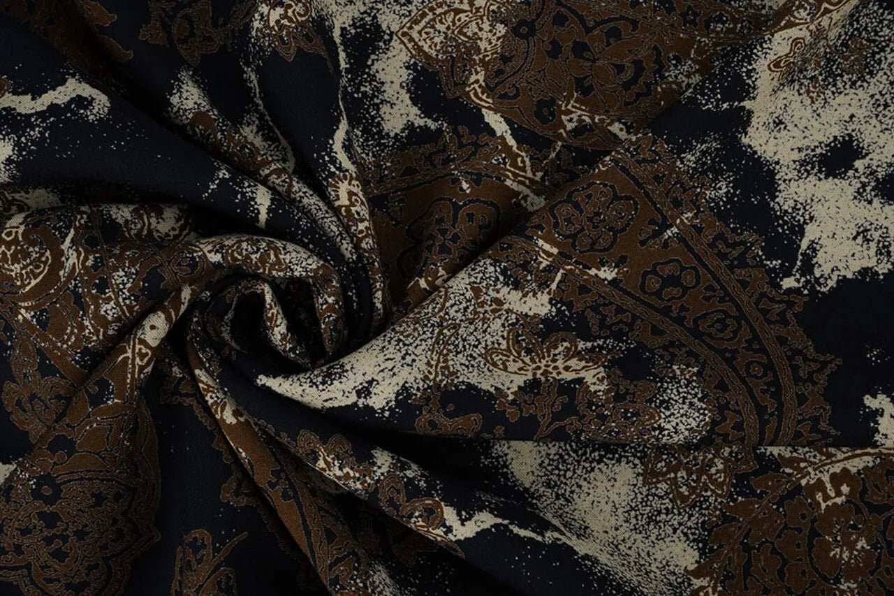 Image of 100% viscose fabric - brown and black pattern 135 g/m² – available at Šarlotes audumi