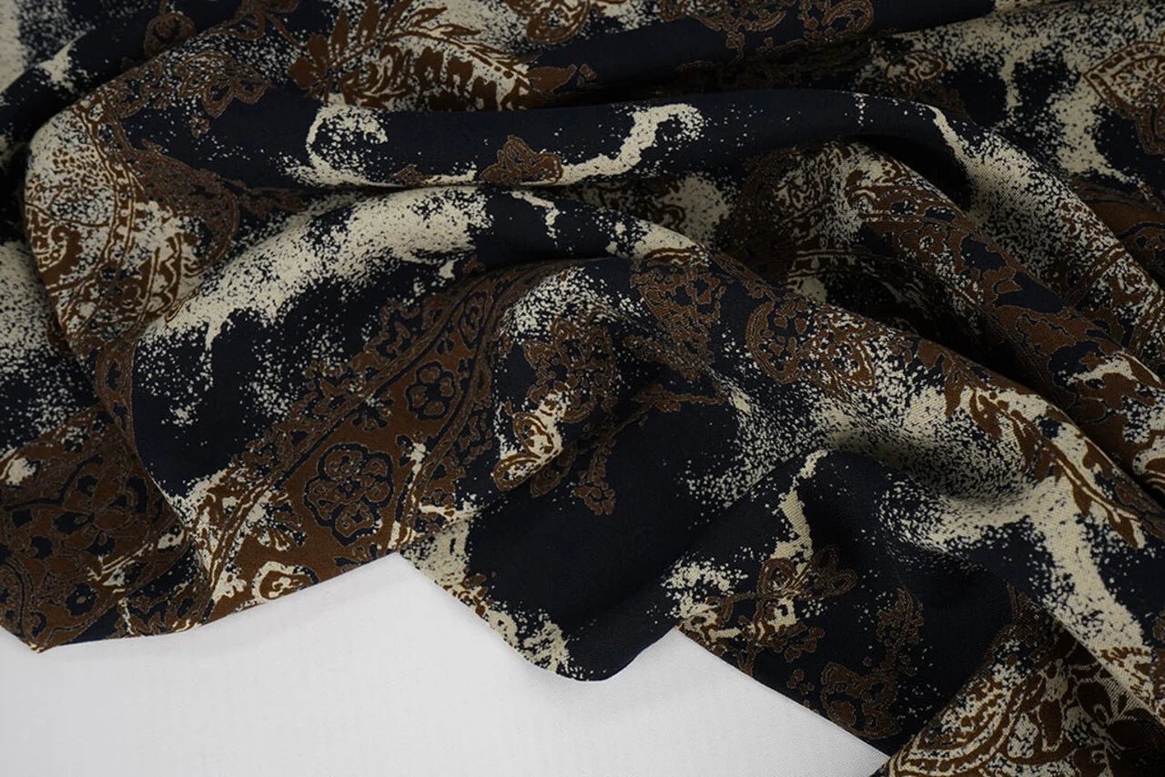 Image of 100% viscose fabric - brown and black pattern 135 g/m² – available at Šarlotes audumi
