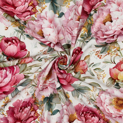 Image avec tissu 100 % viscose, motif pivoines sur fond blanc – disponible en ligne chez Šarlotes audumi