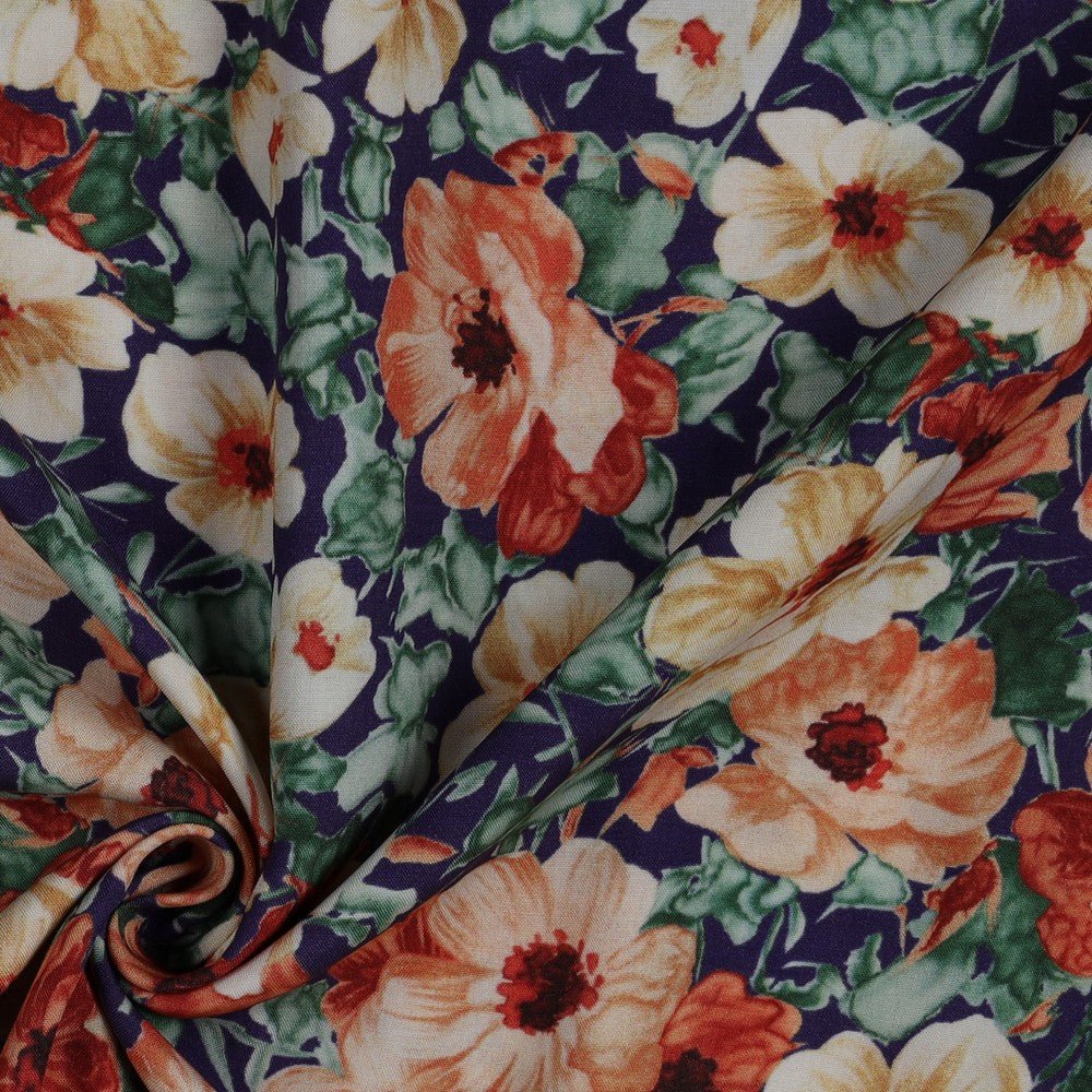 Tissu 100 % viscose - fleurs roses 110 g/m²