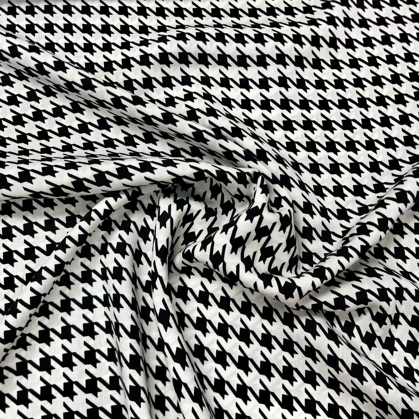 Tissu 100 % viscose - motif pied-de-poule 100 g/m²