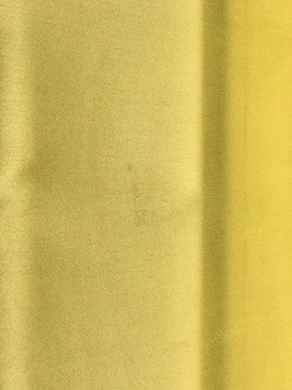 Tissu satin 100 % soie jaune – Italie, avec un léger défaut