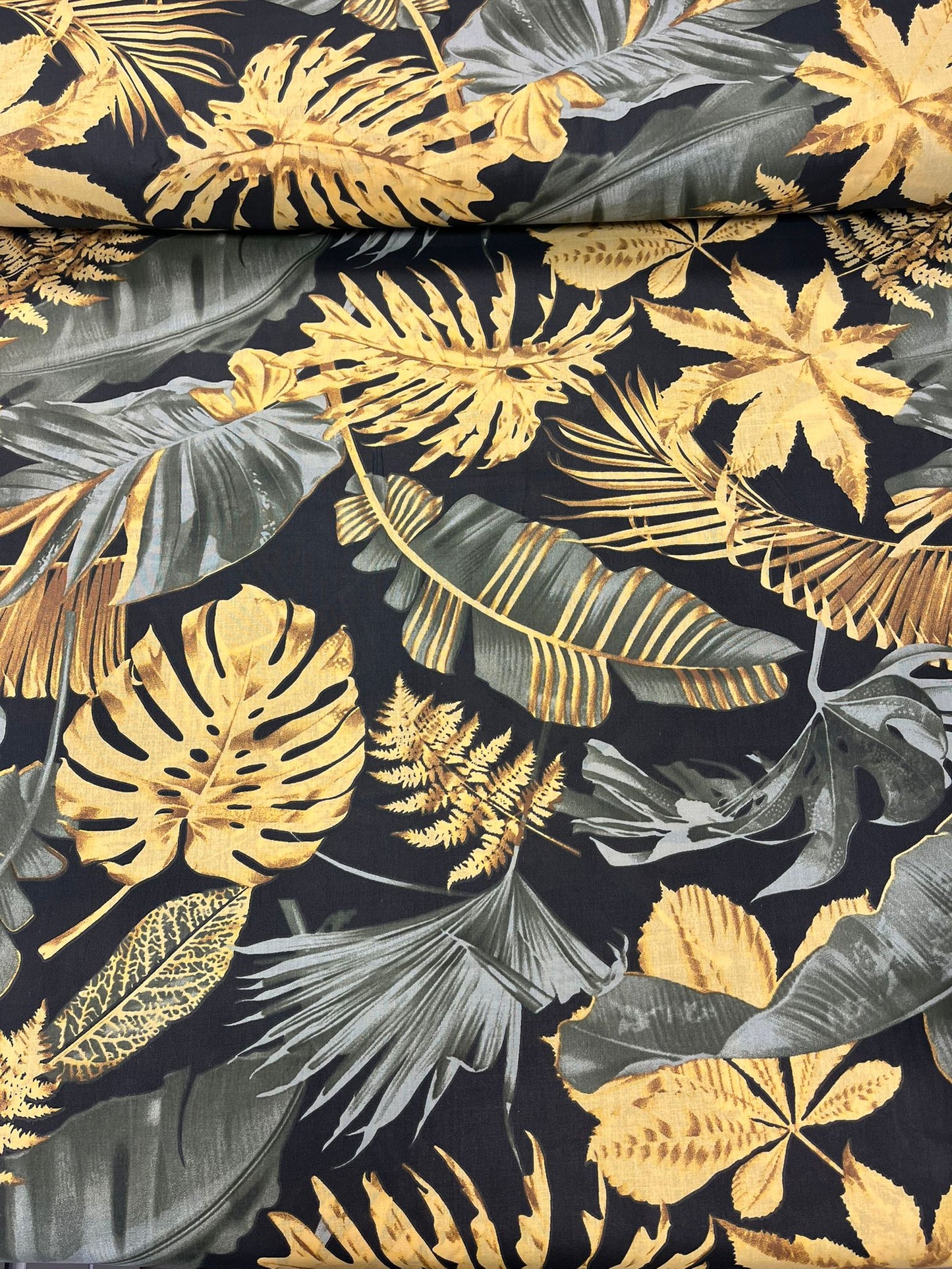 100% Cotton Fabric - Dark Sheets 125 g/m²