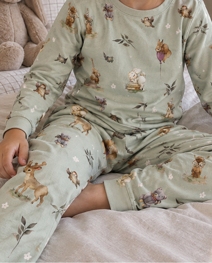 Flanelle 100 % coton à fleurs sur fond vert gris