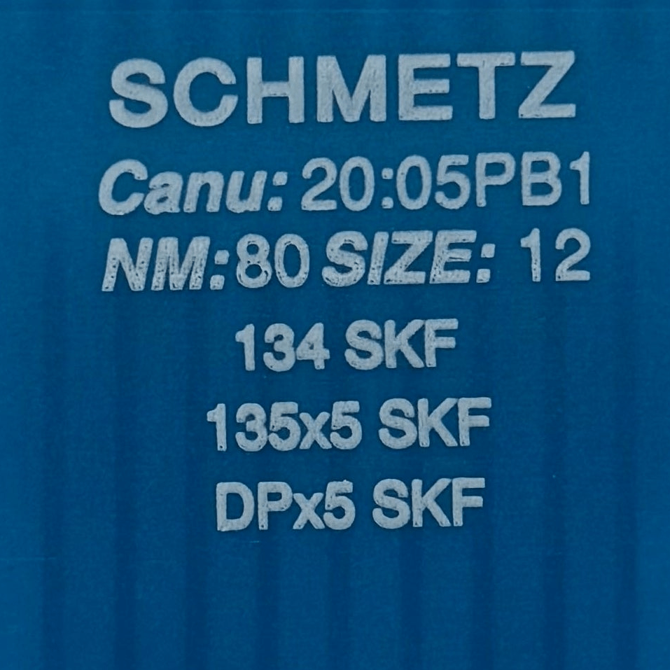 Image d'aiguilles industrielles SCHMETZ DPx5 SKF pour machines à coudre – pour tricots très épais (10 pièces) – disponible chez Šarlotes audumi