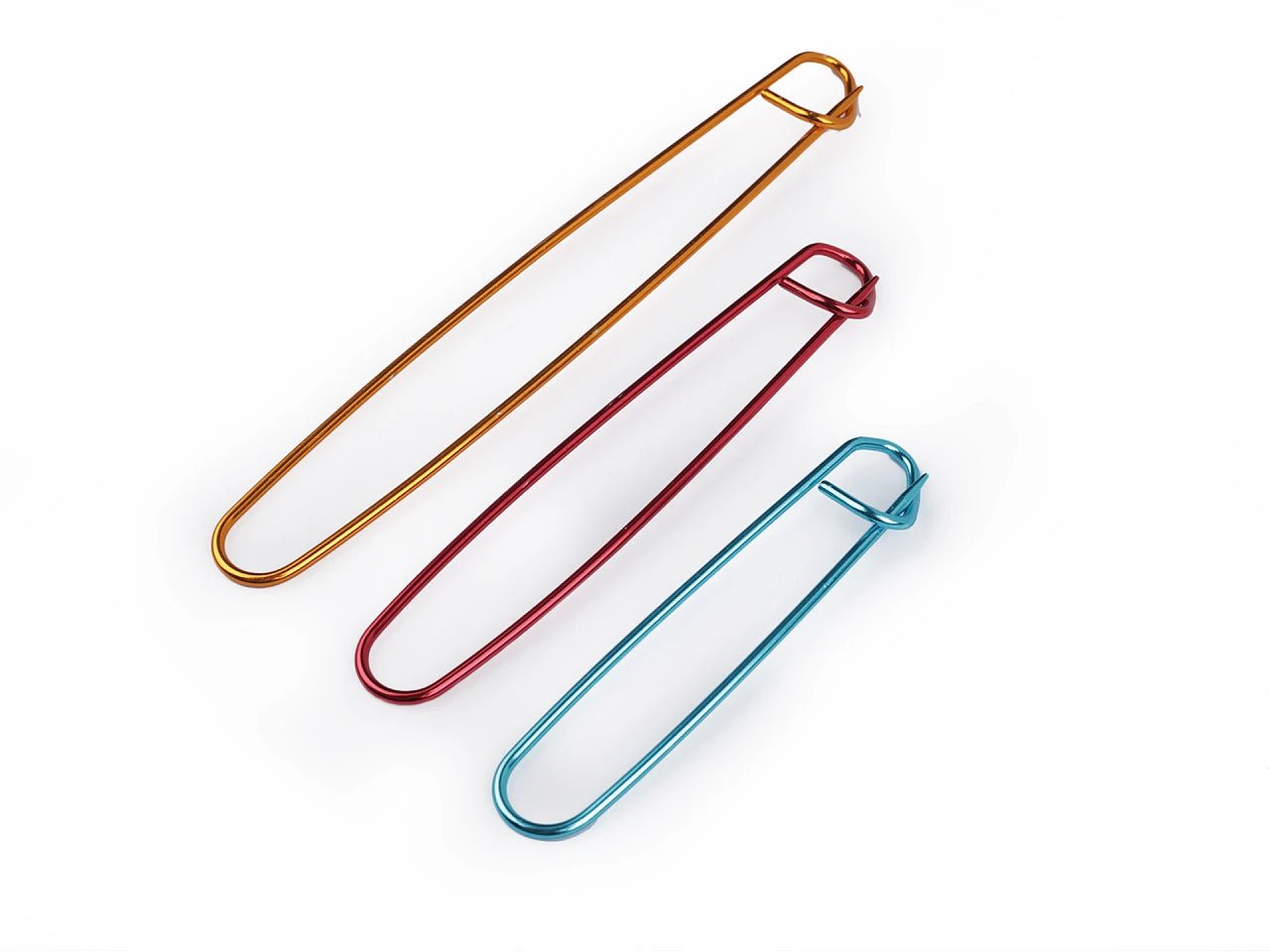 Image of knitting stitch holders – set of 3 pcs | Aluminum cable needles – available at Šarlotes audumi