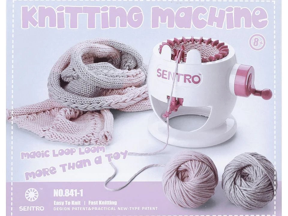 Image d’une machine à tricoter Sentro – disponible chez Šarlotes audumi
