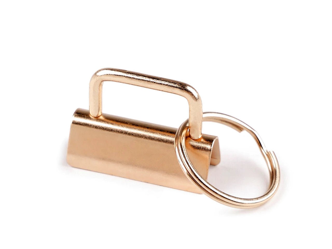 Image d’une attache pour porte-clés avec anneau 32 mm – disponible chez Šarlotes audumi