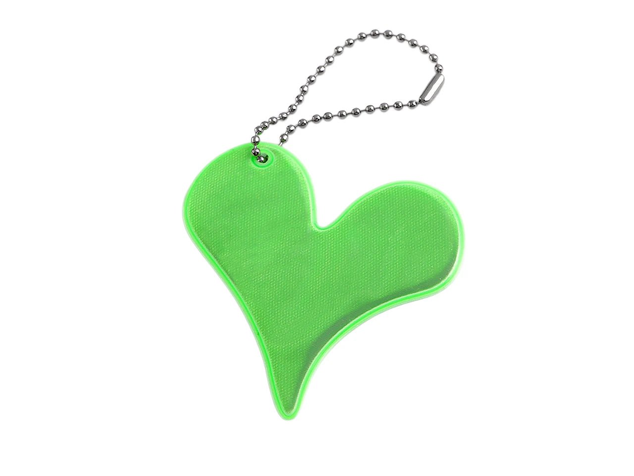 Image avec réflecteur/pendentif de fermeture éclair en forme de cœur – disponible chez Šarlotes audumi