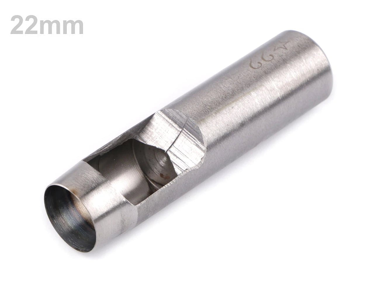 Image d’un emporte-pièce pour tissu et cuir Ø14; 17; 18; 19; 20; 22 mm – disponible chez Šarlotes audumi