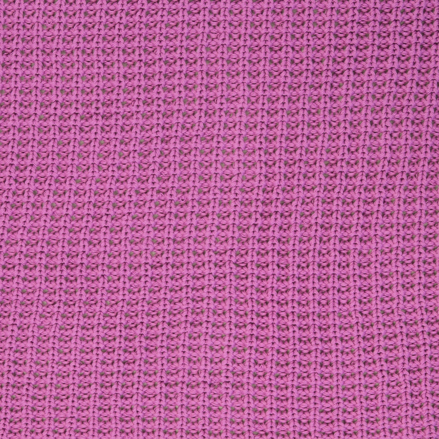 Image d’un tricot épais 100 % coton, rose, 615 g/m² – disponible chez Šarlotes audumi