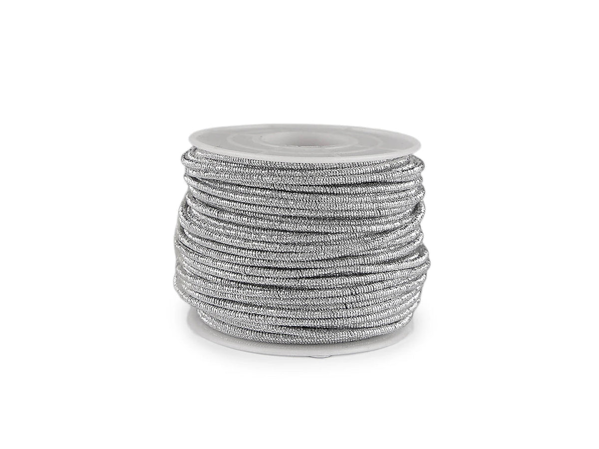 Image avec fil décoratif en lurex Ø2 mm – disponible en ligne chez Šarlotes audumi